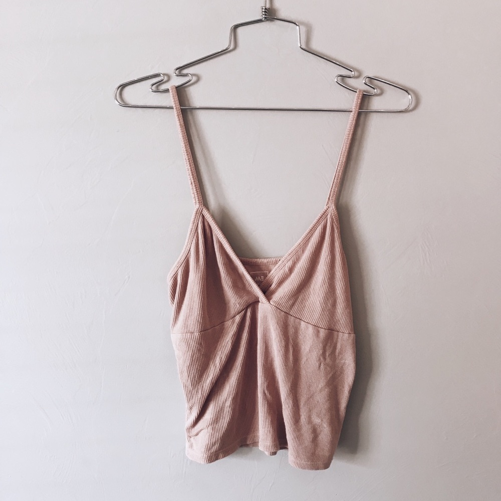 v neck tank top crop